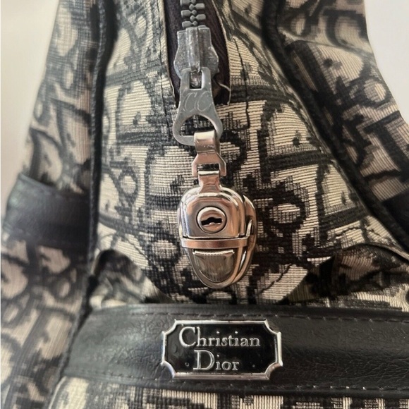 Christian Dior Travel Bags - Picture 9 of 16